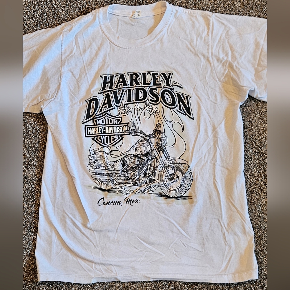 Harley-Davidson Motorcycle Black And White Cancun Mexico TShirt
